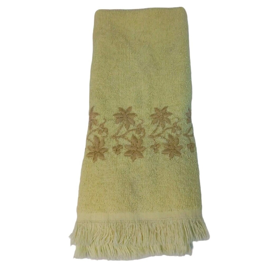 Dundee Yellow Embroidered Hand towel Daisy Cotton Regency Fringe USA 15x23"